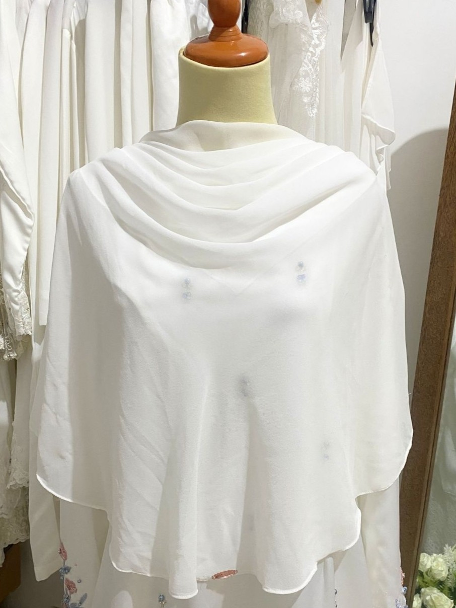 Drapery Lebar Lengan Tertutup